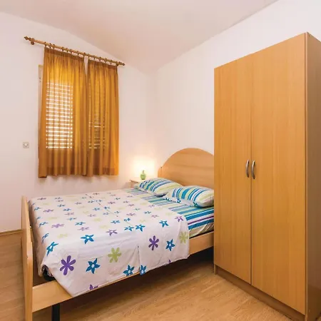 Four Bedroom In Privlaka * Privlaka (Zadar)