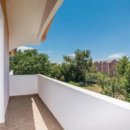 Appartamento Four Bedroom In Privlaka
